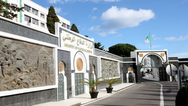 Ballotés entre le ministère de la défense nationale et celui du travail: Les Patriotes désorientés