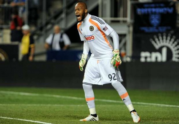 « Presque impossible » que M’bolhi joue contre la Tunisie