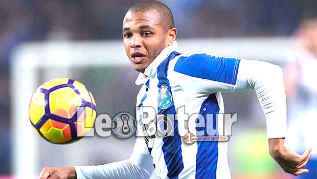 Brahimi contribue à la victoire du FC Porto face à Estoril