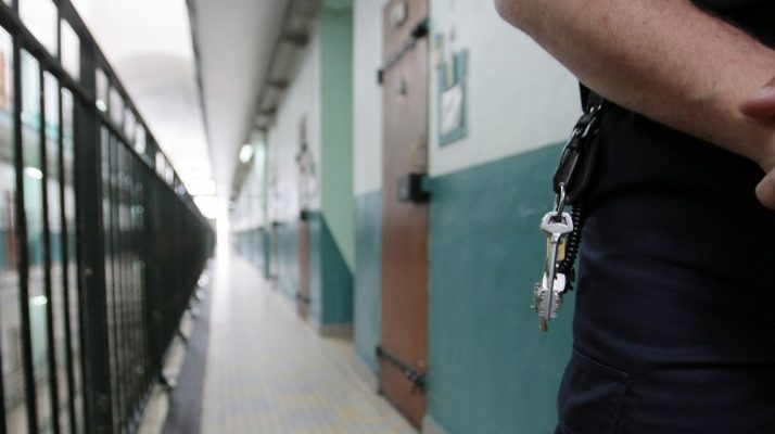 Quatre trafiquants d’armes sous les verrous