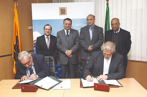 Signature de conventions entre Sonatrach et 44 entreprises publiques.