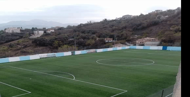 La cérémonie solonnelle a eu lieu hier, en présence d’une foule nombreuse: Le stade communal d’Aït Mahmoud baptisé du nom de Matoub Lounès