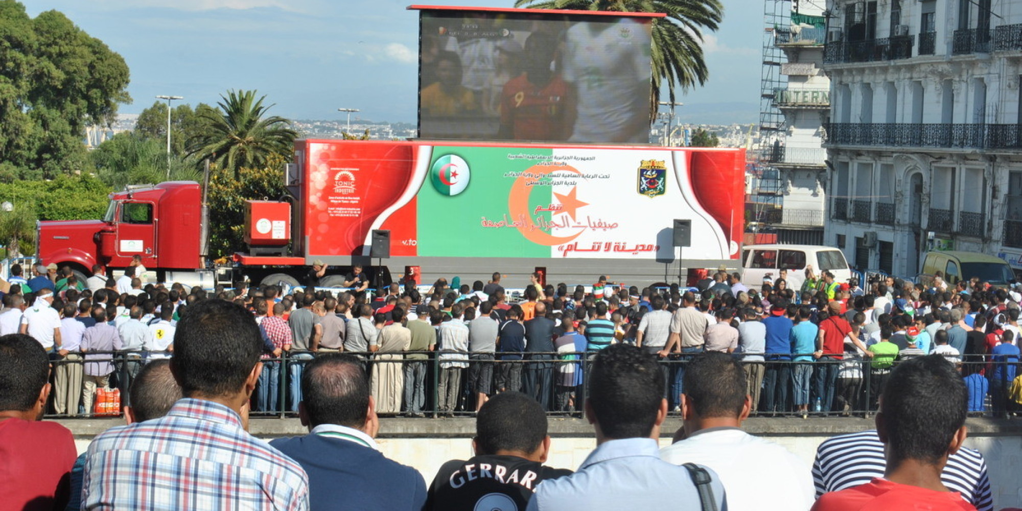 CAN 2017: le ministre des Sports El Hadi Ould Ali promet « des écrans géants pour suivre les matchs de l&rsquo;Algérie ».
