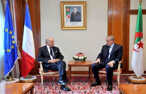 Sellal reçoit le président du Conseil constitutionnel français