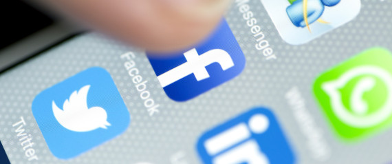 Facebook, Google, Microsoft, Twitter et Apple dénoncent le décret de Trump devant la justice