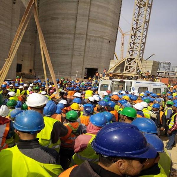 Plusieurs blessés dans la chute d&rsquo;une grue dans une cimenterie à Chlef (actualisé)