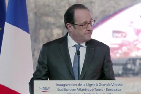 Coup de feu accidentel pendant un discours de François Hollande (vidéo)