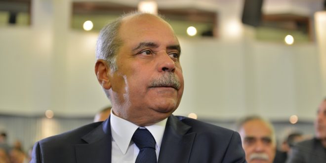 Ouali s’attaque à la mafia des sachets en plastique