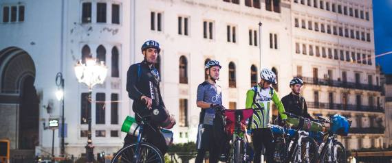 Alger à Tamanrasset à vélo: le pari fou de quatre jeunes Algériens