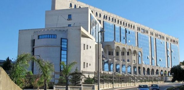 Violences à l&rsquo;université: les enseignants de la Faculté des sciences politiques demandent une enquête