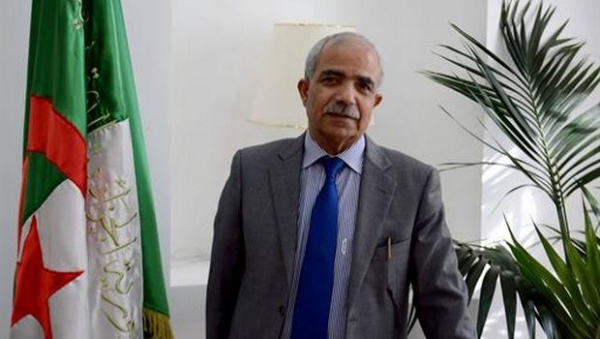 Air Algérie: Alleche prône un dialogue franc pour travailler dans un climat serein