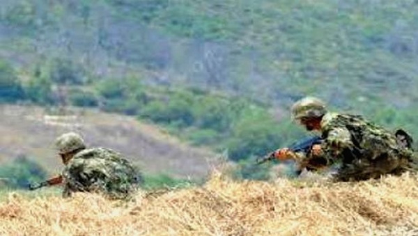 Cinq terroristes abattus et cinq mitrailleurs de type kalachnikov récupérés à Bouira (MDN)