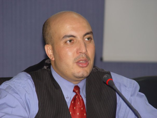 Conférence-Débat à Oran avec l’universitaire Fodil Boumala: Quand la doctrine sécuritaire ignore les libertés