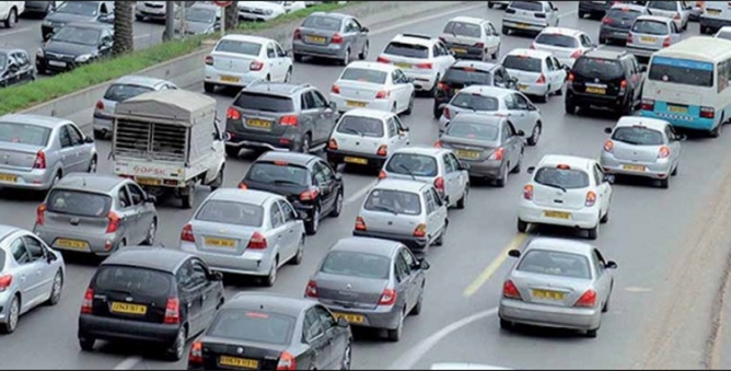 Normes exigées pour les plaques d&rsquo;immatriculation: attention au retrait du permis de conduire