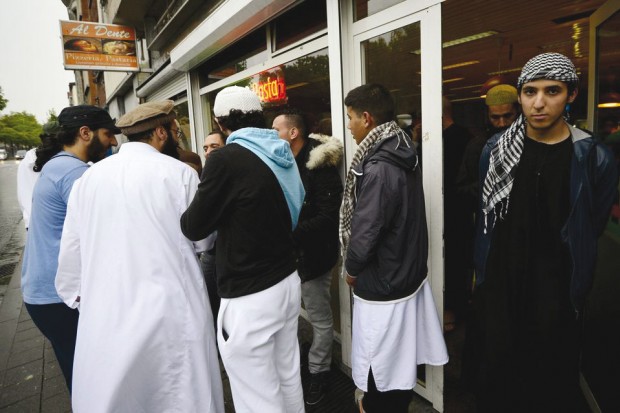 Selon un rapport de l&rsquo;organe de coordination pour l&rsquo;analyse de la menace: Le wahhabisme étend ses tentacules en Belgique