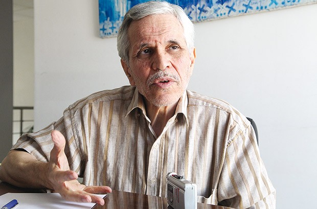 Chemssedine Chitour, professeur à l&rsquo;école polytechnique d&rsquo;Alger, à la chaîne III: “Nous perdons chaque année 80 millions de dollars dans les embouteillages”