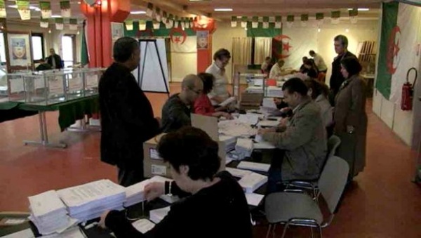 Les consulats algériens «à pied d&rsquo;œuvre» pour l’assainissement de la liste électorale.