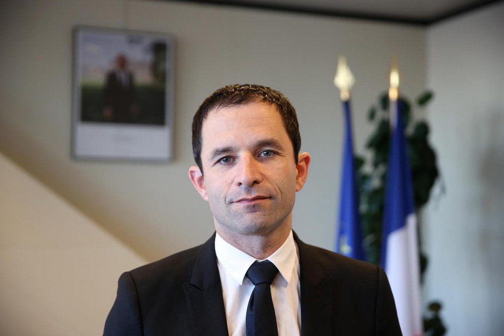 Benoit Hamon prêt à présenter des excuses formelles aux Algériens