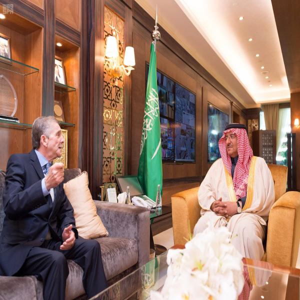 L’ambassadeur algérien en Arabie Saoudite reçu par le prince héritier Mohammed Ben Nayef