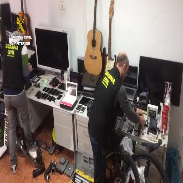 Un réseau d’exportation d’objets volés vers l’Algérie démantelé en Espagne