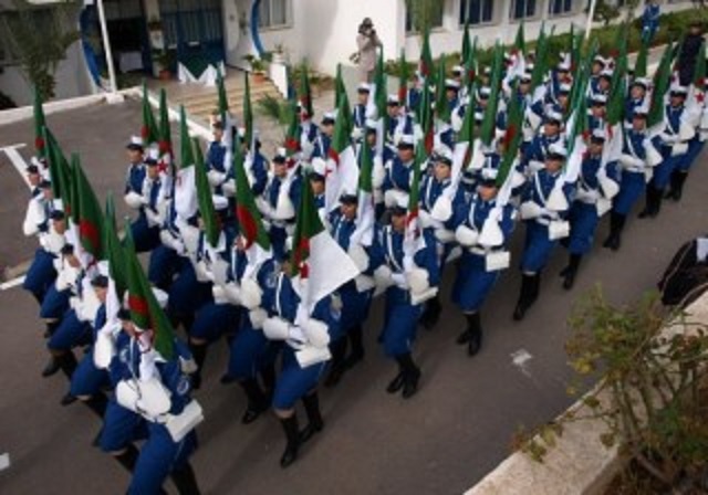 Journée nationale des personnes aux besoins spécifiques: Les policiers sensibilisent les élèves sur les accidents de la route
