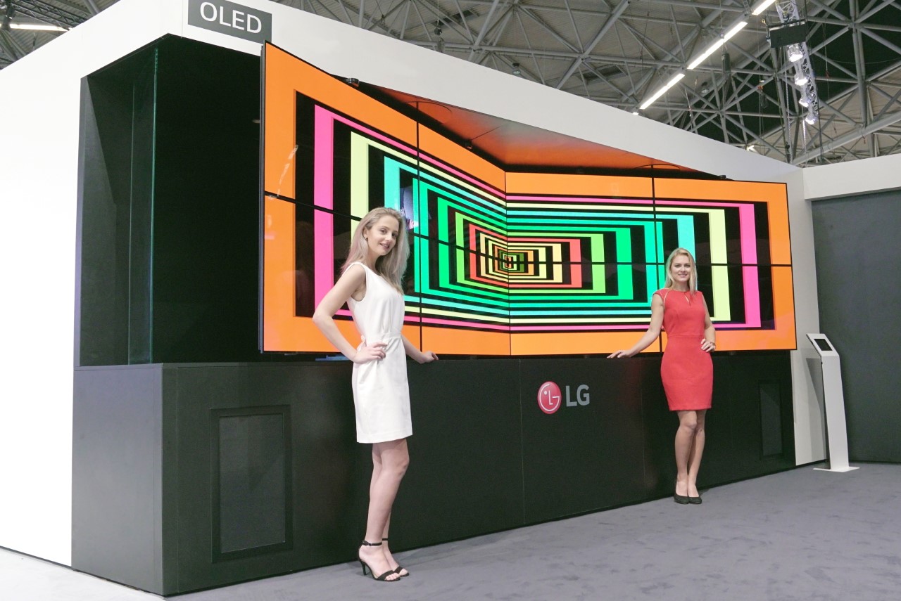 LG présente des solutions d&rsquo;affichage numérique OLED et des solutions de derniere generation LCD B2B au salon européen des systèmes intégrés (ISE) 2017