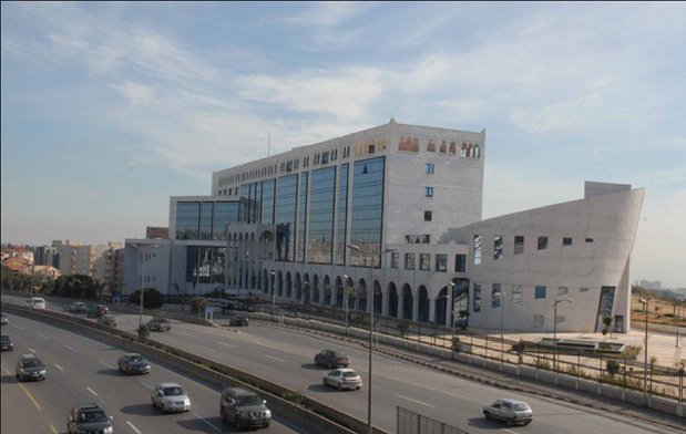 Une nouvelle application pour les inscriptions universitaires: Tesdjil.com au secours des nouveaux bacheliers