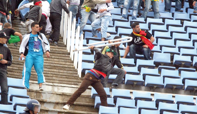 Sports : examen des moyens de lutte contre la violence dans les stades