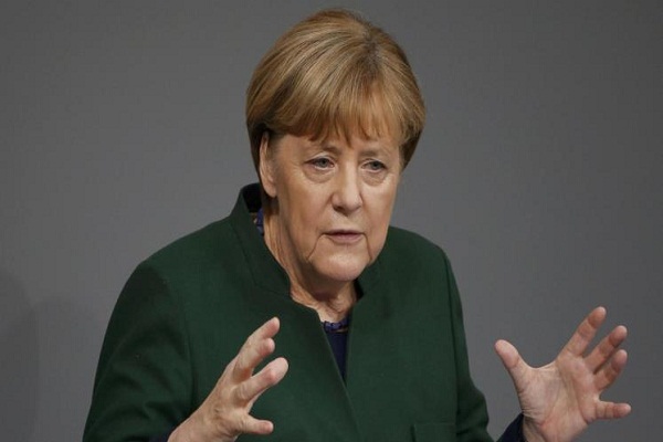 Merkel: L’Algérie prend l’initiative de résoudre la crise libyenne