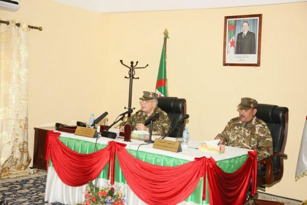 Gaïd Salah: « redoubler » de vigilance pour la réussite de la stratégie de l&rsquo;ANP