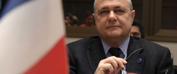 Le ministre français de l’Intérieur Bruno Le Roux démissionne