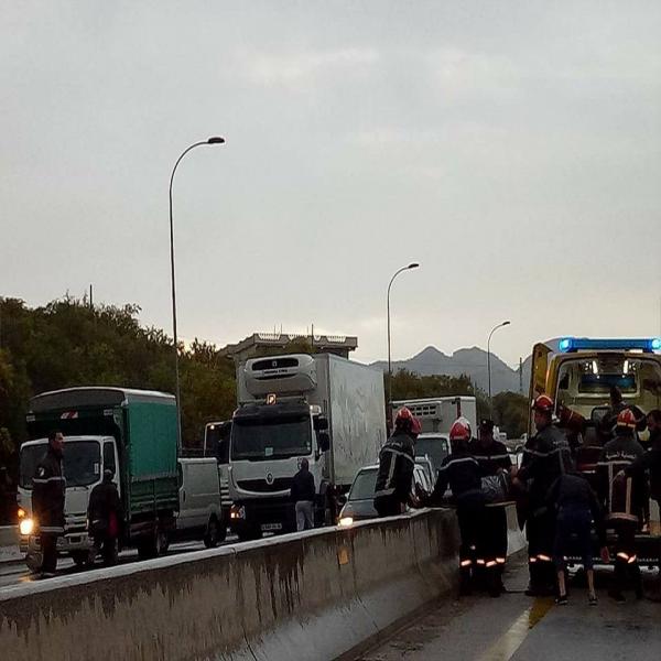 Carambolage impliquant 7 véhicules et un camion à Boumerdès