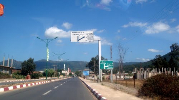 El Tarf : deux morts après un effondrement de terrain dans un chantier de construction