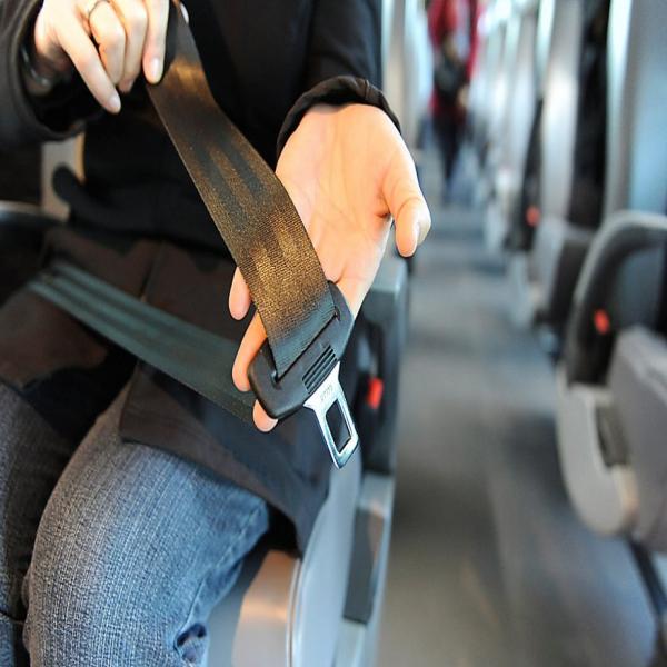 Sécurité routière: la ceinture de sécurité désormais obligatoire dans les bus