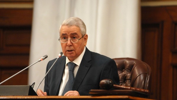 Bensalah nomme Mourad Amrouche au poste de directeur des résidences d’État !