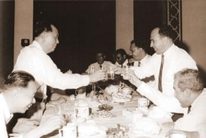 Ce que retiennent les algériens de Paris:   « C&rsquo;était l&rsquo;honneur retrouvé »