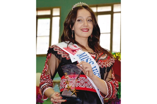 Bouira:  Laïbi Thanina élue Miss Tikjda 2017