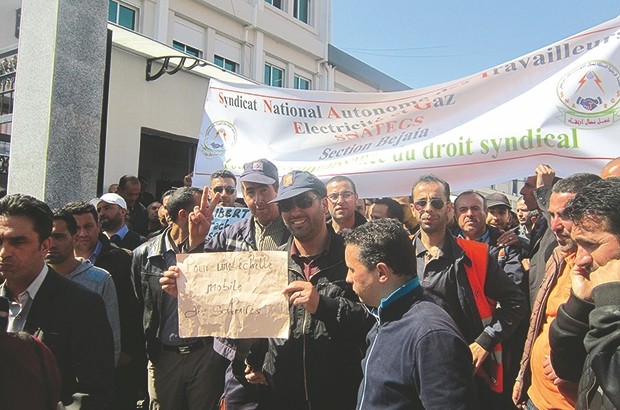 Les foyers de tension se font de plus en plus nombreux: Bouillonnement sur le front social