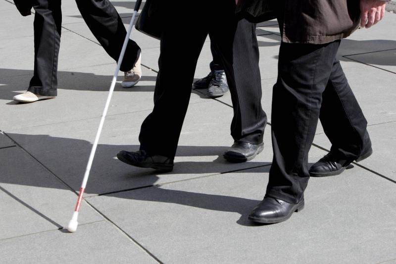 Prise en charge des non-voyants à l&rsquo;étranger: Le défi humanitaire d’une bienfaitrice béjaouie