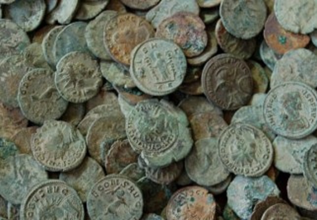 Tiaret: 132 pièces de monnaie antiques saisies