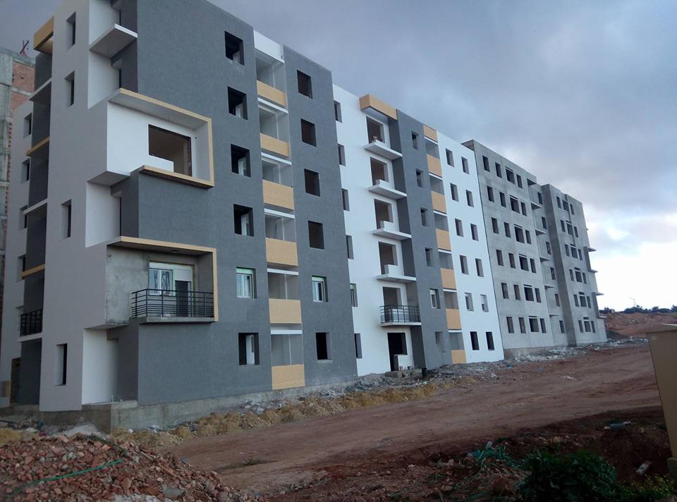 Les travaux de terrassement en phase d&rsquo;achevement: Une route d&rsquo;accès entre le CW 73 et la future cité AADL d&rsquo;Ain El Beida