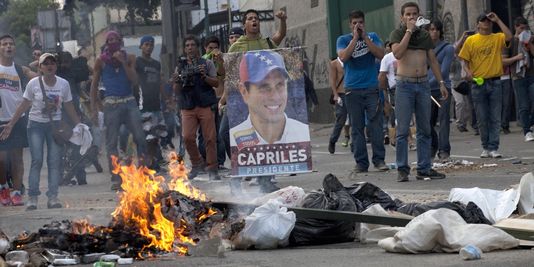 Venezuela: nouveaux heurts entre opposition et police à Caracas