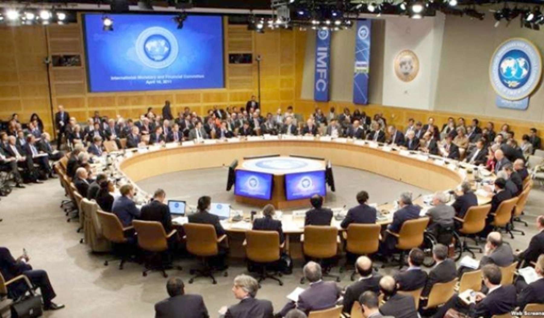 Baisse de la croissance et hausse du chômage à moyen terme : Un mal nécessaire, selon le FMI et la BM