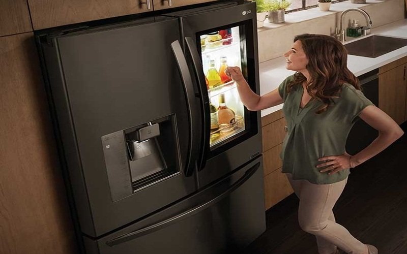 LG présente son nouveau réfrigérateur « InstaView Door-in-Door ™ »