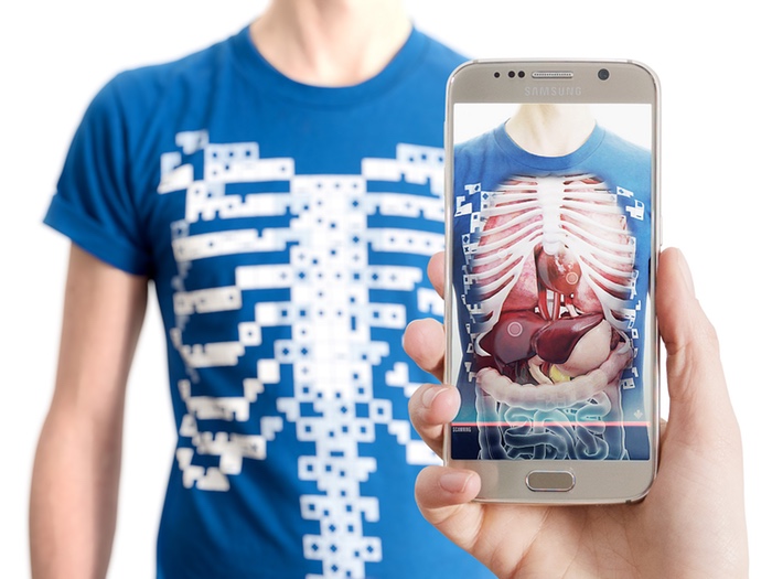 Virtuali-Tee : un T-shirt pour voir ses organes en live