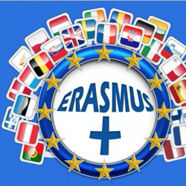 Algérie-UE : 600 étudiants algériens ont bénéficié du programme Erasmus entre 2015-2016