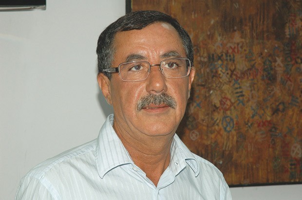 Un an depuis la disparition de cet homme exemplaire: Bientôt un livre autobiographique sur Arezki Idjerouidène