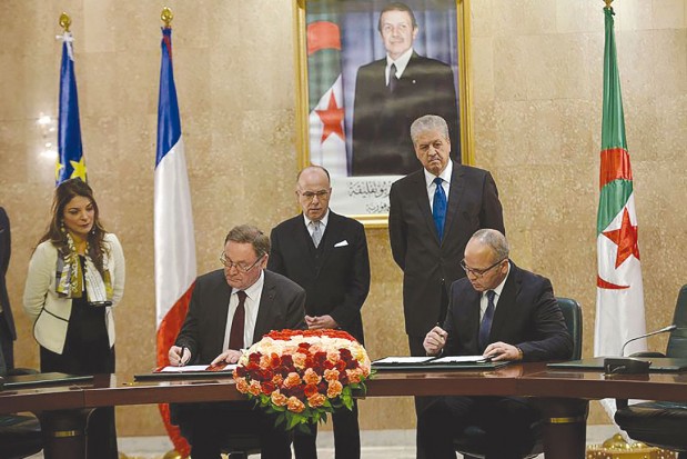 10 accords signés à l’issue de la visite du premier ministre français: dépasser le stade des intentions