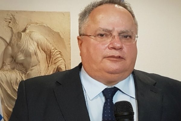 Le ministre grec des affaires étrangères en visite officielle jeudi en Algérie