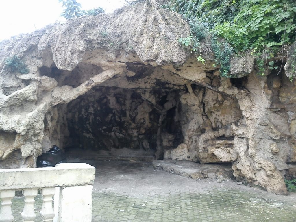 Grotte de CERVANTÈS: Un patrimoine en perdition